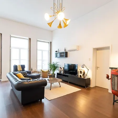 Apartment - Your Avant-garde Getaway *