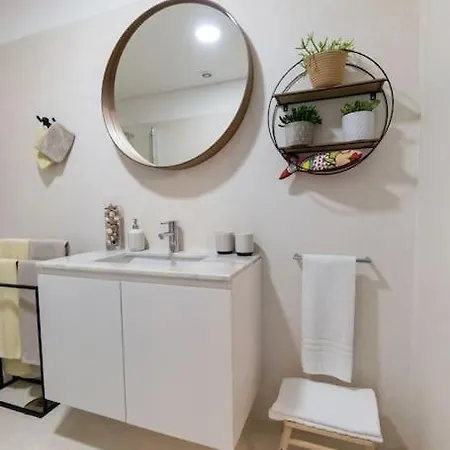- Your Avant-garde Getaway Apartment Porto