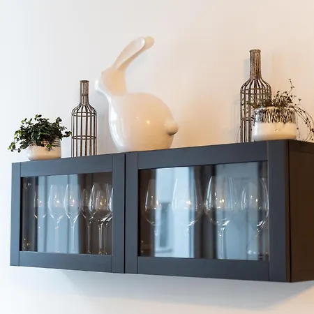 Apartment - Your Avant-garde Getaway *
