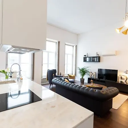 Apartment - Your Avant-garde Getaway