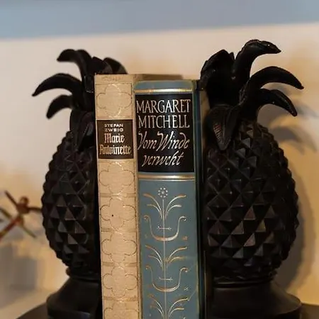 - Your Avant-garde Getaway * Porto